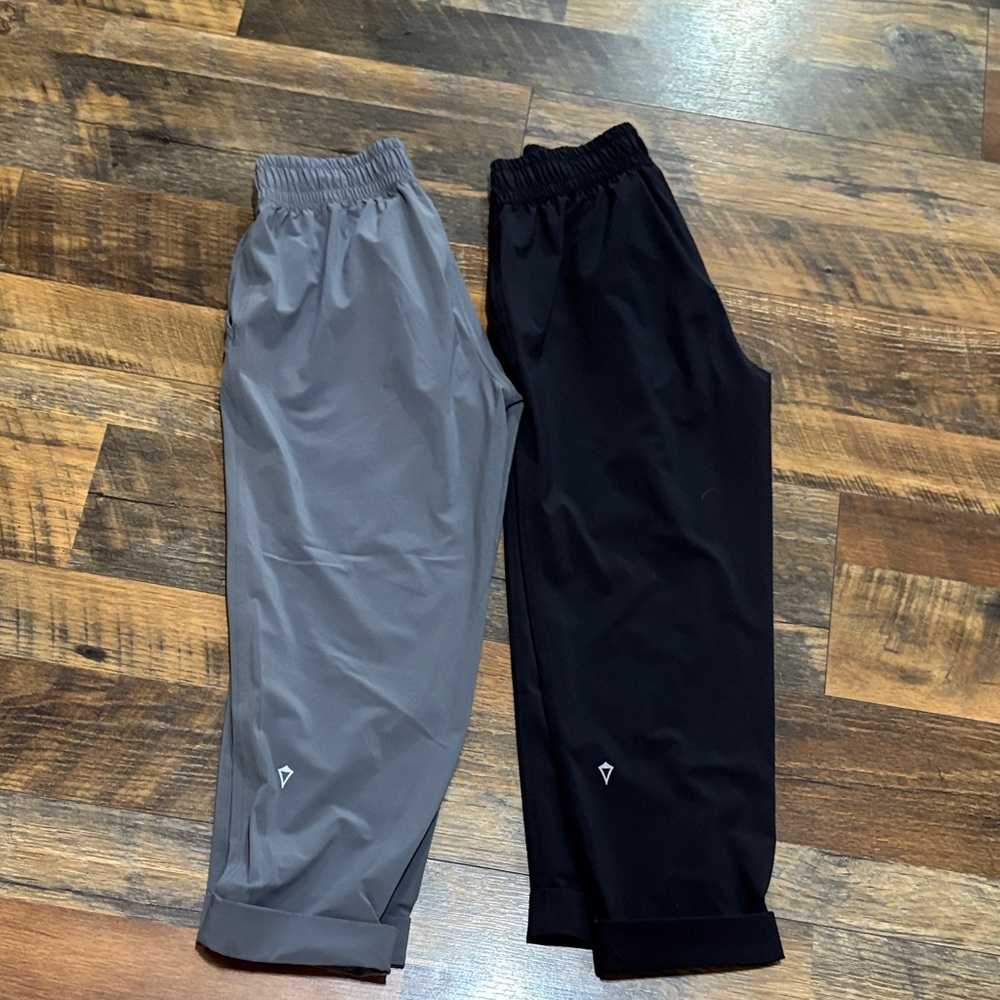 ivivva by Lululemon‎ girls pants size 10